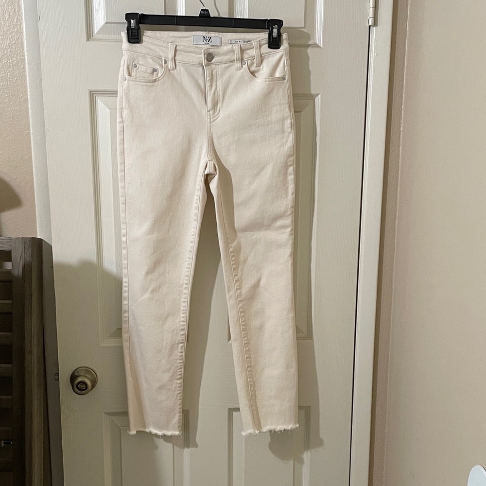NIC+ZOE Cream Ankle Jeans
